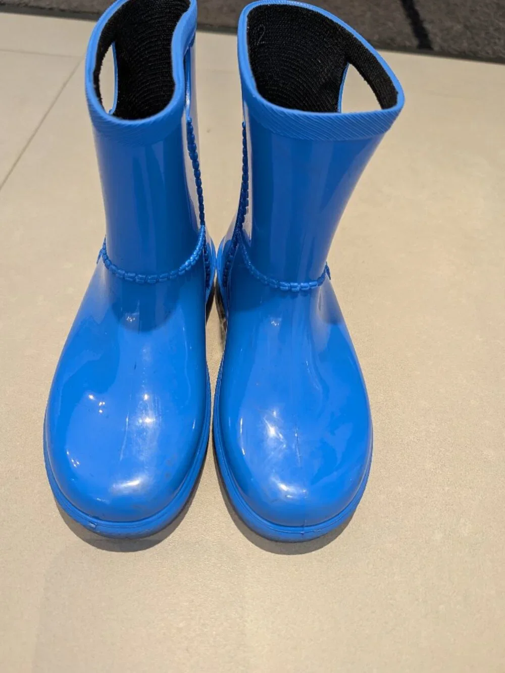 Uggs Rain boots Kids Size 12